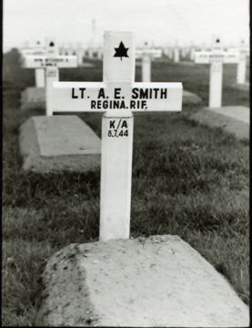 E A Smith Grave